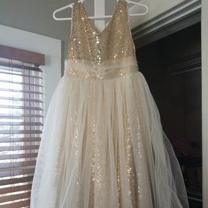 Child dress, size 5, gold sequin and ivory, flowergirl